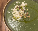 Foto del paso 7 de la receta: Crema de espinacas, pistachos y puerros