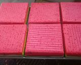 Foto langkah ke 7 dari resep Mini Roll Cake Rainbow.