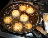 Foto del paso 6 de la receta: TAKOYAKIS DE CAMARONES. JON STYLE