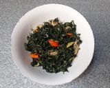 Foto langkah ke 5 dari resep Tumis Daun singkong ayam.