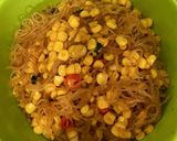 Foto langkah ke 5 dari resep Bihun Jagung Pedas Ekstra Jagung Manis.