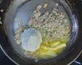 A picture of step 1 of Chicken cheese pasta with garlic bread.