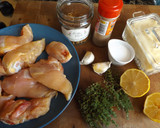 Foto del paso 1 de la receta: Pollo al limón con tomillo limonero