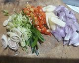 Foto langkah ke 4 dari resep Ayam goreng sambal matha.