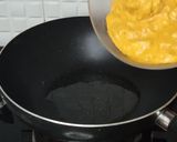 A picture of step 3 of Chicken shawarma pockets.