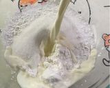 A picture of step 1 of Raspberry Mochi.