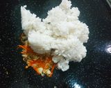 Foto langkah ke 4 dari resep Nasi Goreng Keju (super simpel dan cepat).