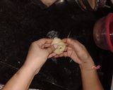 A picture of step 6 of Kutchi Pakwan.