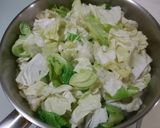 蒜炒高麗菜嬰的食譜步驟2照片
