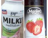 Cara Membuat Es Strawberry Yakult 1