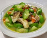 絲瓜炒秀珍菇的食譜步驟5照片
