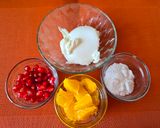 A picture of step 1 of Pomegranate Mosambi Frozen Yoghurt Bites.