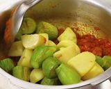 A picture of step 9 of Aloo Padwal Curry 📌.