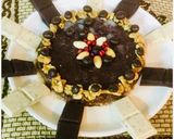 A picture of step 8 of No bake Chocolate biscuits Cake.