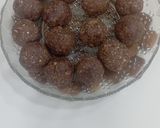 صورة لخطوة 1 من وصفة كريات الطاقة بالشوفان و جوز الهند 🍫🥥🥜