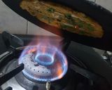 A picture of step 6 of Tandoori Missi roti.