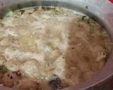 A picture of step 5 of Soya and matar pulav.