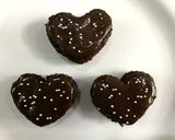 A picture of step 12 of MINI HEART-SHAPED CHOCOLATE CAKE BITES.