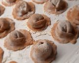 Foto del passaggio 2 della ricetta Cappellacci integrali al farro ricotta e spinaci