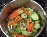 Foto del paso 1 de la receta: Chow Mein de Carne Molida Frita y Caldo de Gallina & Vegetales