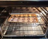 Foto langkah ke 3 dari resep Chocochip Cookies Kental Manis Enaak.