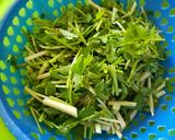 Hình bước làm 1 của món Bò xào cần nước