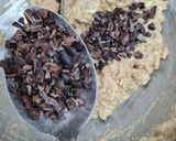 Foto del paso 1 de la receta: Galletas de avena y nibs de cacao 🌾🍂