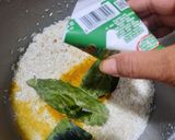 Foto langkah ke 4 dari resep 743. Nasi Kuning Rice Cooker (#NasiMerdeka).