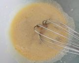 Foto langkah ke 2 dari resep Bolu Kukus Pisang 2 Telur Tanpa Mixer.