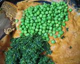 A picture of step 3 of Methi-Matar-Paneer Malai.