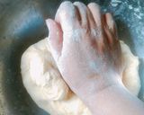 Foto langkah ke 1 dari resep Crunchy Sausage Rollbread (Roti Sosis Renyah).