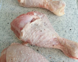 Foto del paso 1 de la receta: Pollo asado con manzana y frutos secos
