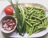 Hình bước làm 1 của món Đậu cô ve xào thịt bò