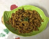 A picture of step 2 of Bitter gourd slices.