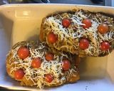 Une image de l'étape 11 de Courge butternut farcie blettes chair à saucisse à l emmental et tomates cerises.