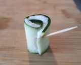 Une image de l'étape 3 de Roll frais de courgette apéritif.