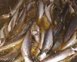 Foto langkah ke 3 dari resep Sambal baby fish.