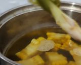 Foto langkah ke 2 dari resep Sayur Bening Daun Kelor.