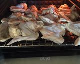 A picture of step 2 of California Farm Teasmoked Chicken Wings with Pickled Mango.