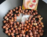 Mogyorós tekercs sütés nélkül recept fázis 3 fotója
