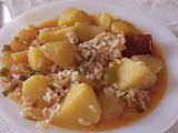 Patatas Guisadas con arroz y chorizo
