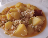 Foto del paso 4 de la receta: Patatas Guisadas con arroz y chorizo