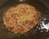Foto del paso 6 de la receta: Cheese burger de Cebolla Roja Caramelizada con Soja y Miel
