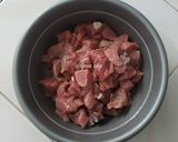 Foto langkah ke 1 dari resep Oseng Daging Sapi.