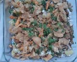 A picture of step 4 of Papri Chana chaat.