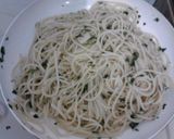 Foto langkah ke 3 dari resep Spaghetti Aglio E Olio Telur.