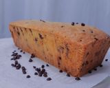 Foto del paso 3 de la receta: Budín con nueces y chips de chocolate