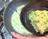 A picture of step 6 of Asparagus and peas risotto.