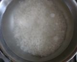 A picture of step 1 of Soya chunks fried rice.