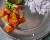 A picture of step 2 of Dudhi ka sabji.